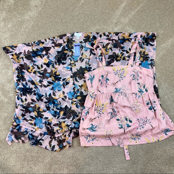 Motherhood Maternity Plus Size Floral Top Bundle - Picture 2 of 11